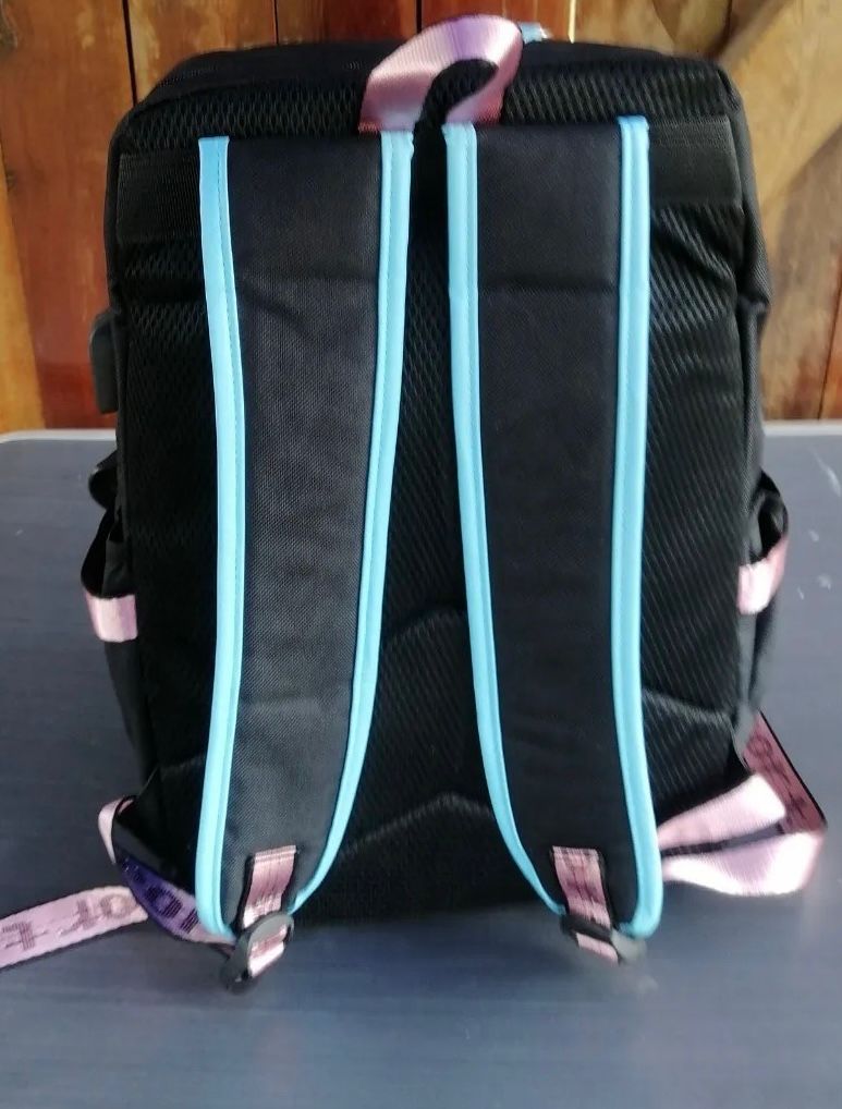 MOCHILA ESCOLAR BTS color celeste